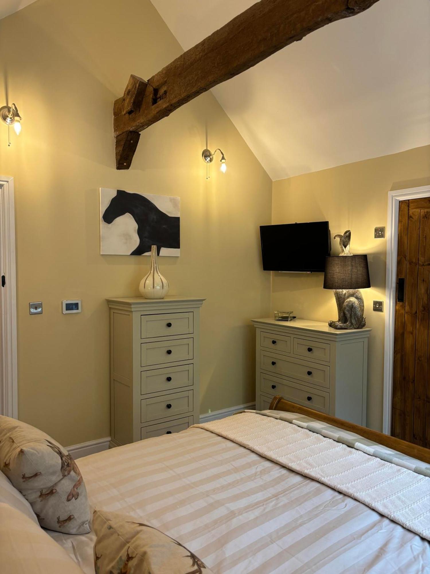 Mulberry House Farm Mulberry Lodge Chippenham  Dış mekan fotoğraf