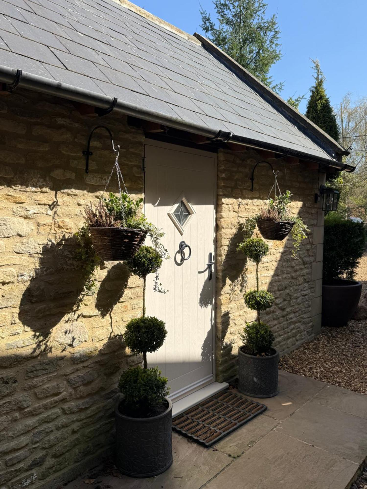 Mulberry House Farm Mulberry Lodge Chippenham  Dış mekan fotoğraf